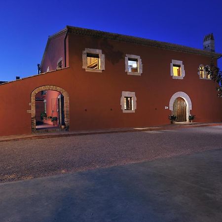 Banyeres del Penedes Masia Casa Roja מראה חיצוני תמונה